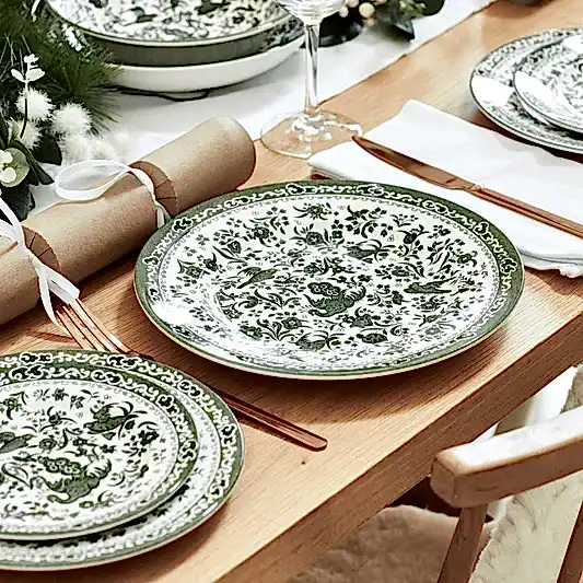 Green Regal Peacock Plate 25cm