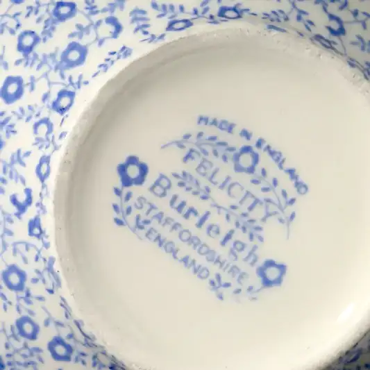 Pale Blue Felicity Plate 26.5cm/10.5"